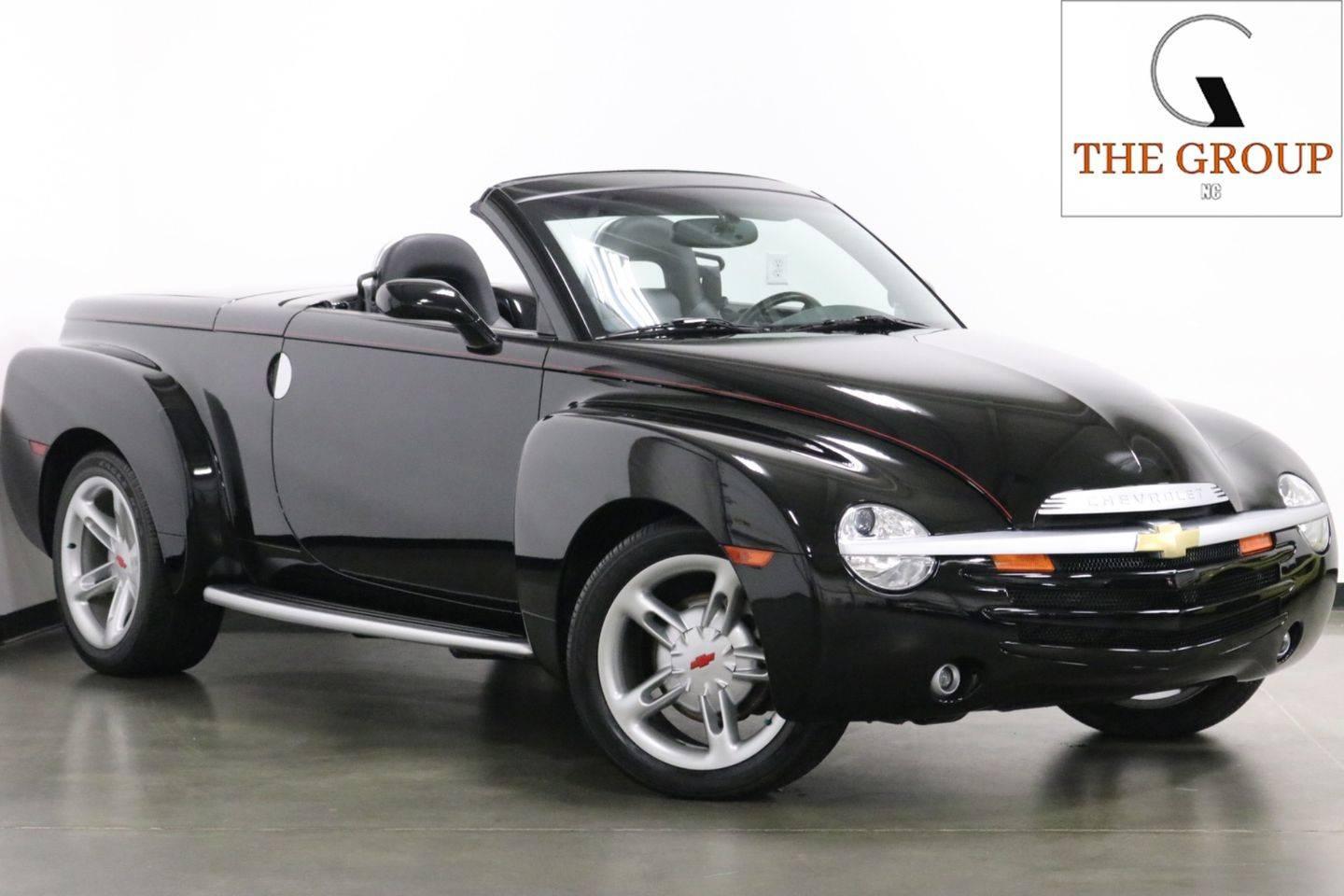 2004 Chevrolet SSR LS in Mooresville NC For Sale - Image 1