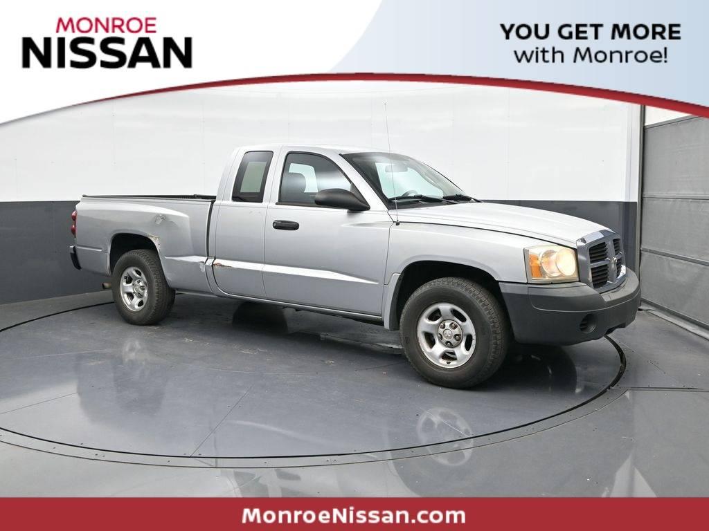 2005 Dodge Dakota ST in Monroe NC For Sale - Image 1