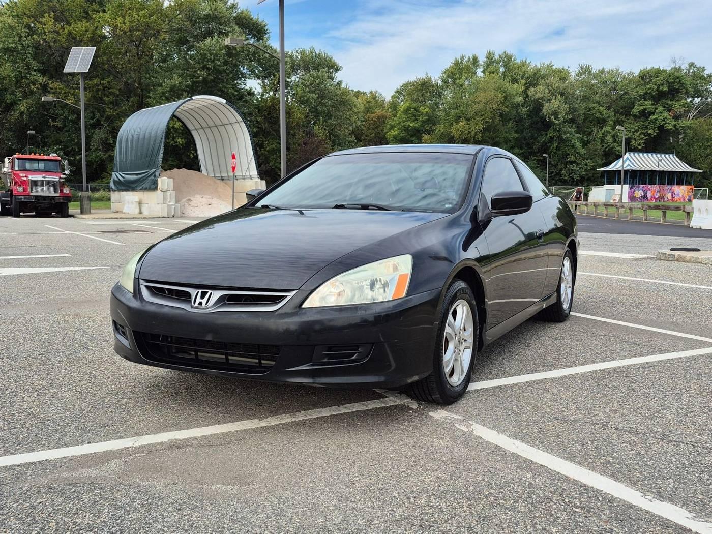 2007 Honda Accord EX-L in Elizabeth NJ For Sale - Image 1