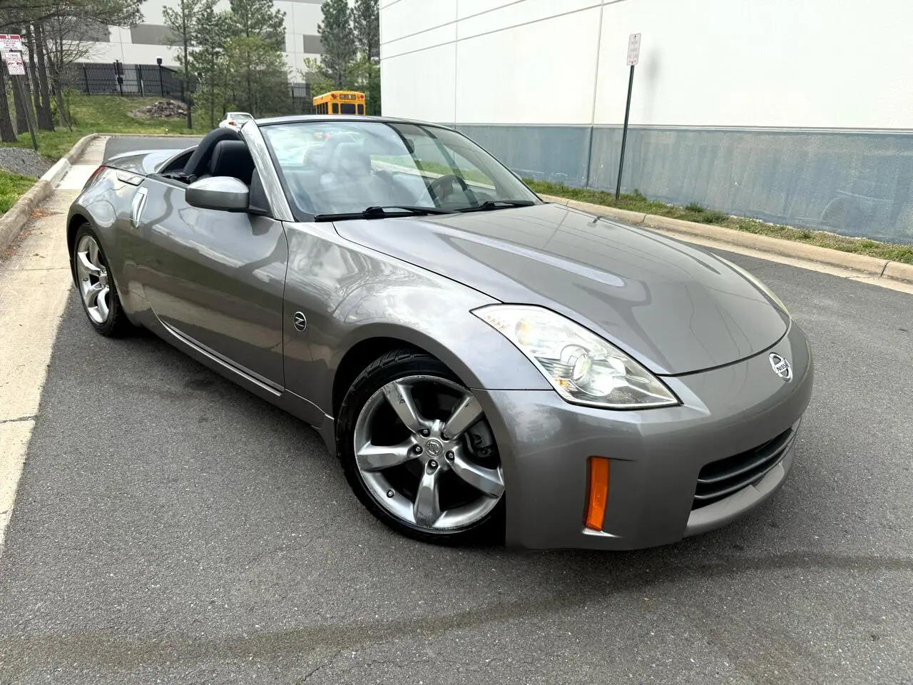 2007 Nissan 350Z Touring in Chantilly VA For Sale - Image 1