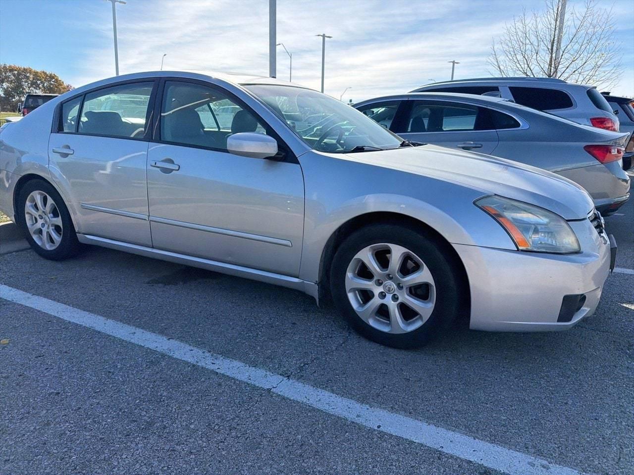 2007 Nissan Maxima SL in Kansas City MO For Sale - Image 1