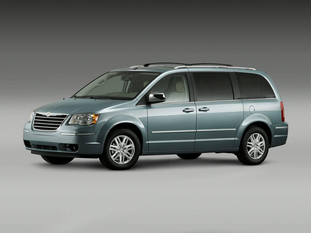 2008 Chrysler Town & Country Touring in Chicago IL For Sale - Image 1
