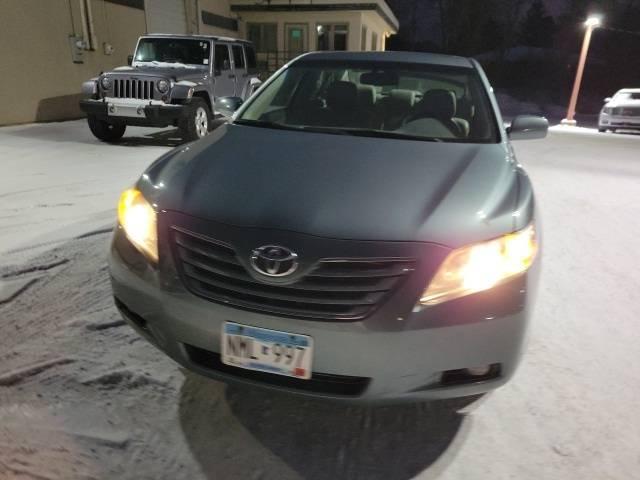 2008 Toyota Camry XLE in Wayzata MN For Sale - Image 1
