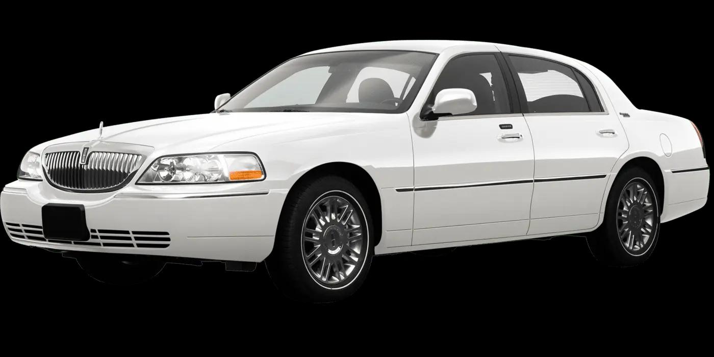 2009 Lincoln Town Car Signature Limited in Calumet City IL For Sale - Image 1
