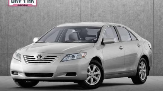 2009 Toyota Camry LE in Libertyville IL For Sale - Image 1