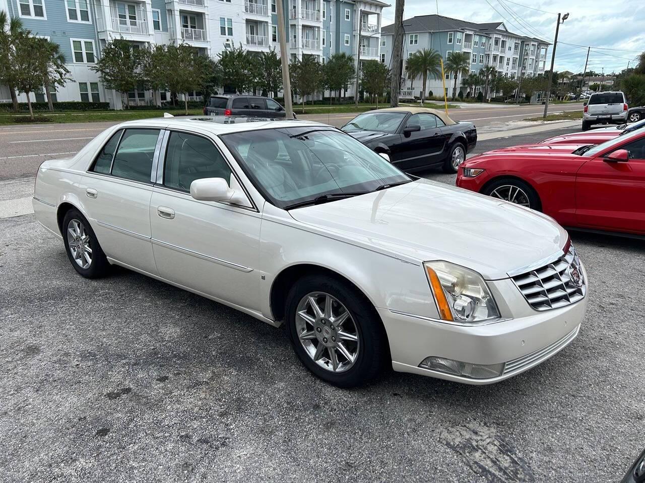 2010 Cadillac DTS 1SC in Clearwater FL For Sale - Image 1