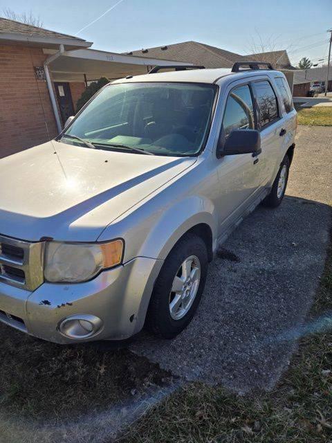 2010 Ford Escape XLT in Plainfield IN For Sale - Image 1
