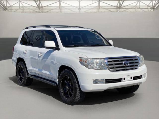 2010 Toyota Land Cruiser Base in Chattanooga TN For Sale - Image 1