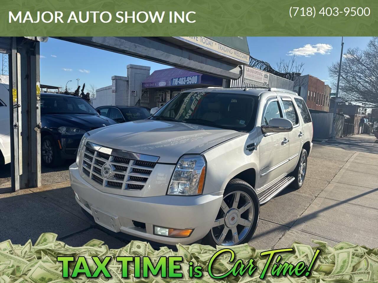 2011 Cadillac Escalade Luxury in Brooklyn NY For Sale - Image 1