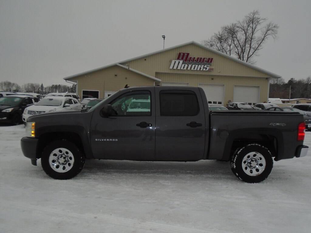 2011 Chevrolet Silverado 1500 LS in Milaca MN For Sale - Image 1
