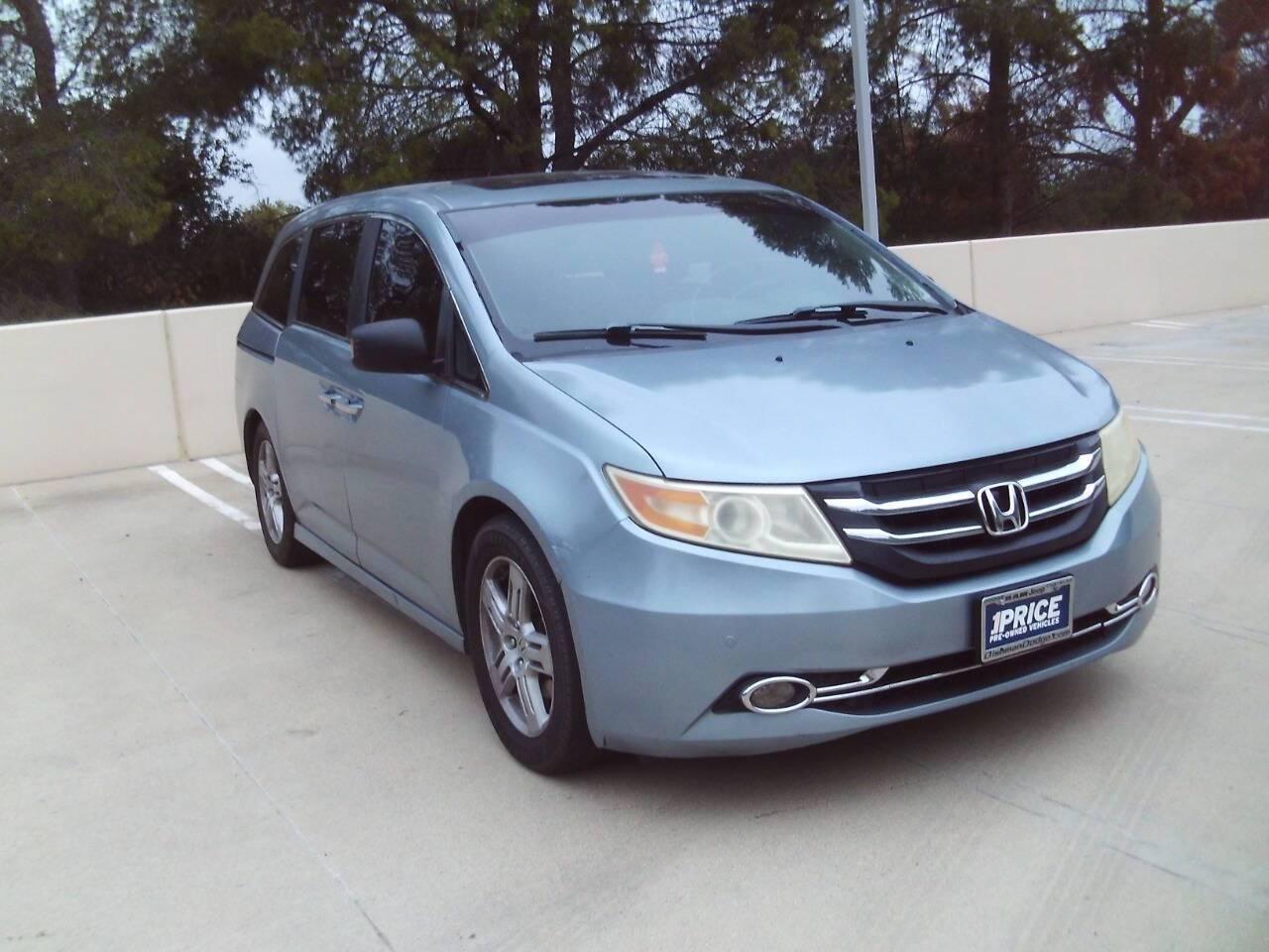 2011 Honda Odyssey Touring Elite in Brea CA For Sale - Image 1