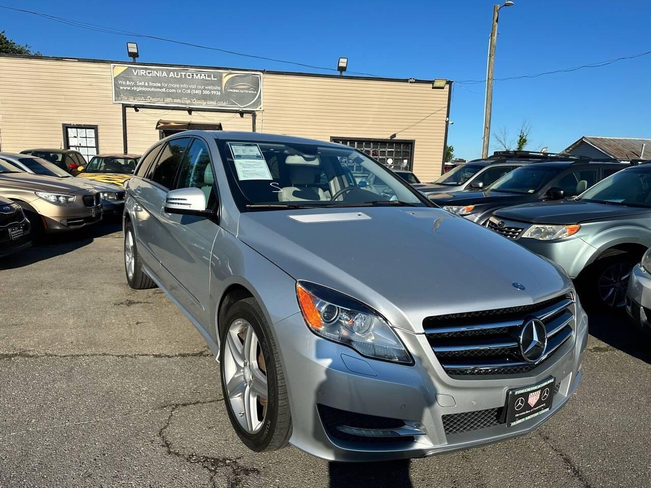 2011 Mercedes-Benz R-Class R 350 in Woodford VA For Sale - Image 1
