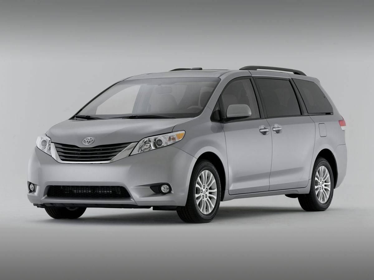 2012 Toyota Sienna XLE in Rocklin CA For Sale - Image 1