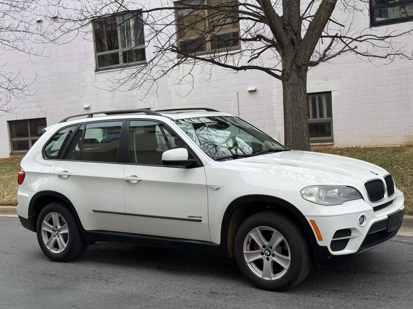 2013 BMW X5 35i in Gaithersburg MD For Sale - Image 1