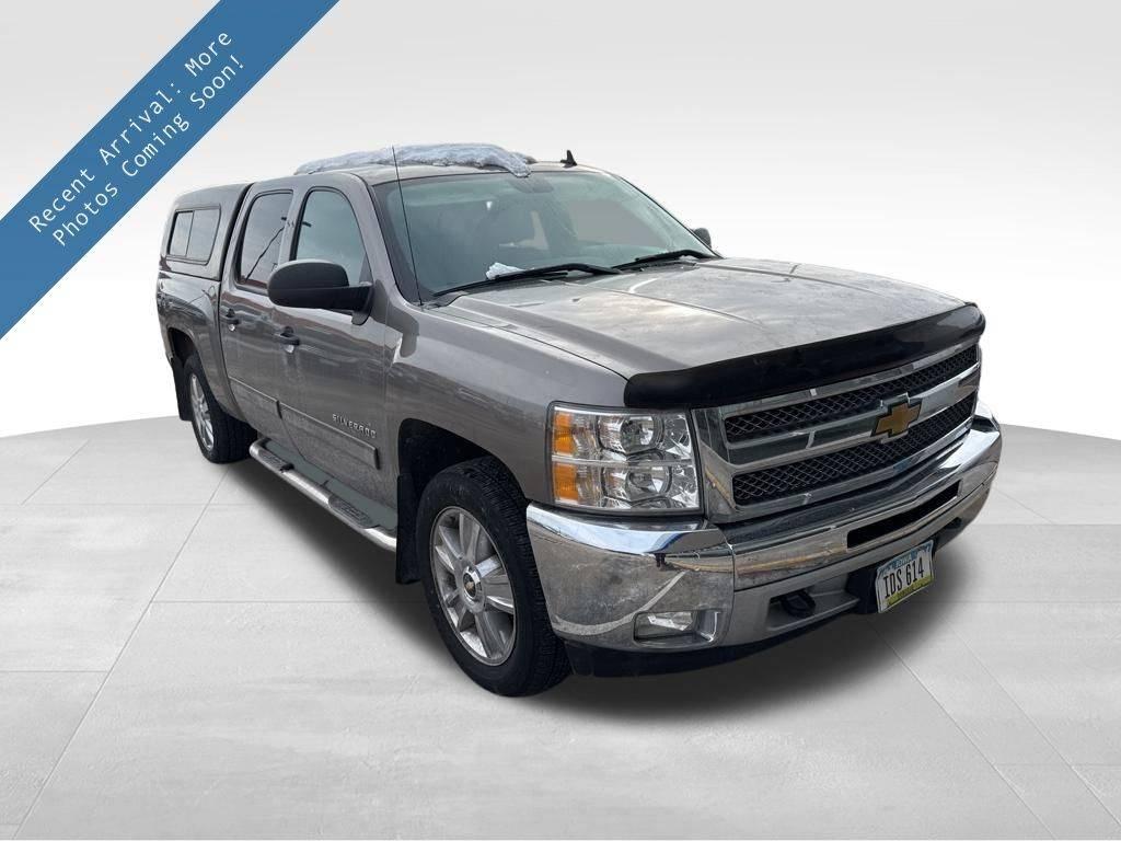 2013 Chevrolet Silverado 1500 LT in Dubuque IA For Sale - Image 1