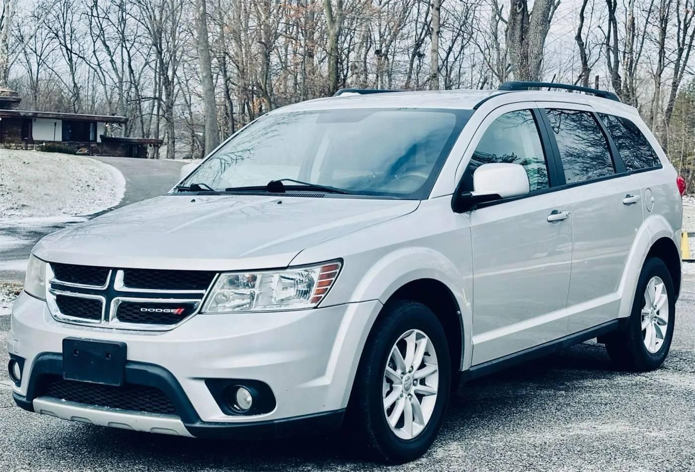 2013 Dodge Journey SXT in Greenwood IN For Sale - Image 1