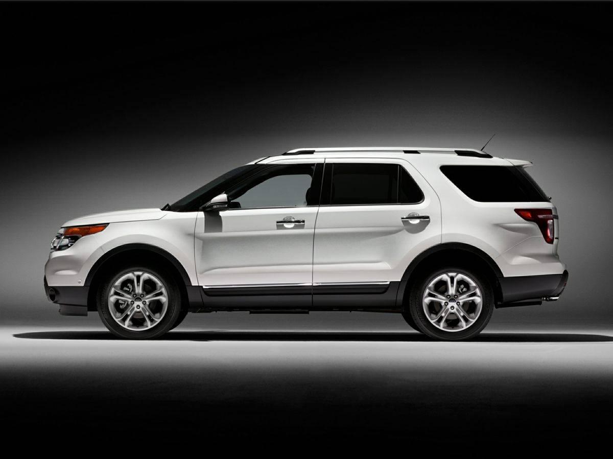 2013 Ford Explorer XLT in Hudson NH For Sale - Image 1