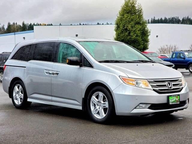 2013 Honda Odyssey Touring Elite in Woodinville WA For Sale - Image 1