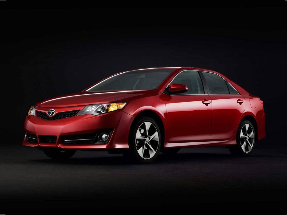 2013 Toyota Camry SE in Waipahu HI For Sale - Image 1