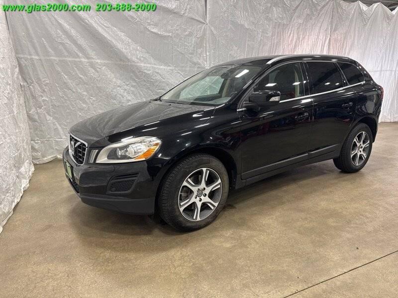 2013 Volvo XC60 T6 in Bethany CT For Sale - Image 1
