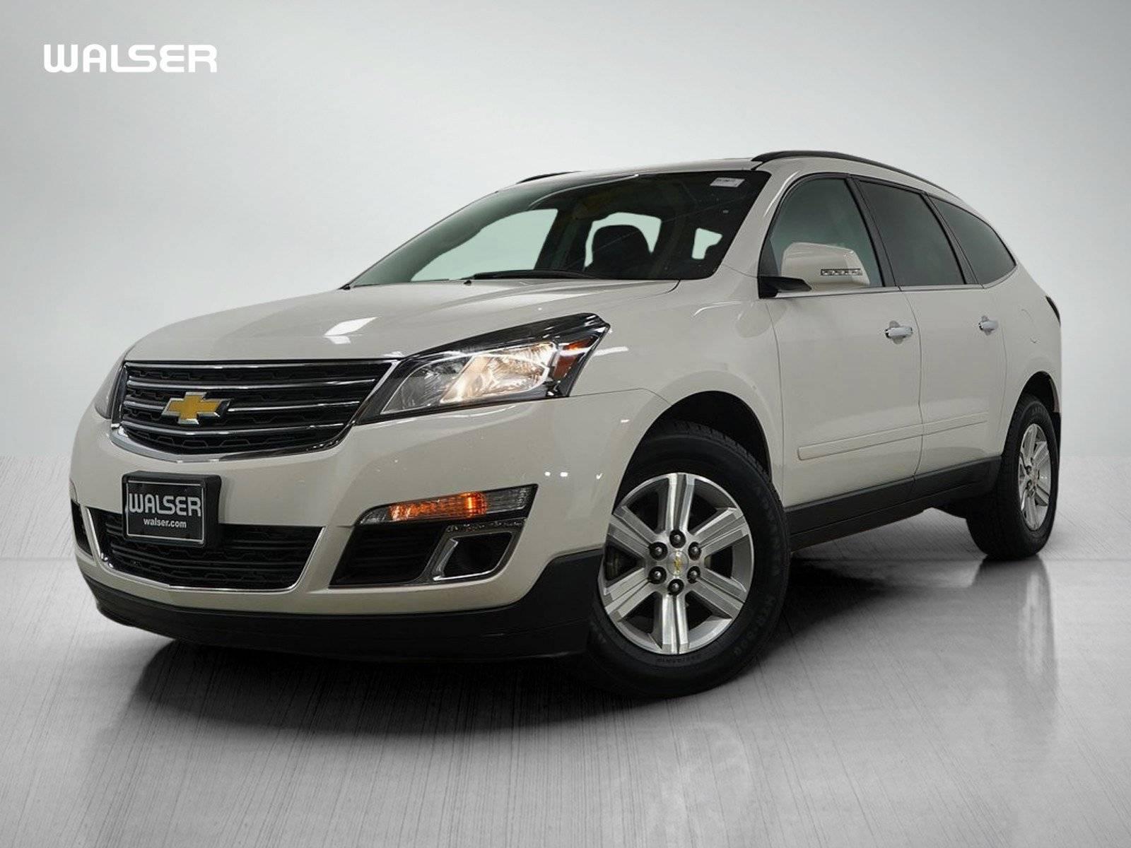 2014 Chevrolet Traverse LT in Burnsville MN For Sale - Image 1