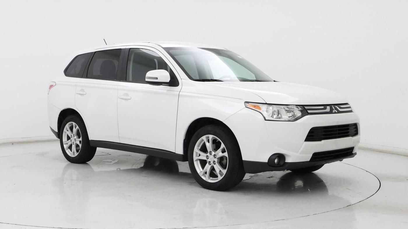 2014 Mitsubishi Outlander SE in Birmingham AL For Sale - Image 1