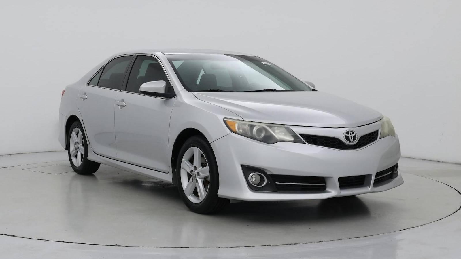 2014 Toyota Camry SE in Birmingham AL For Sale - Image 1
