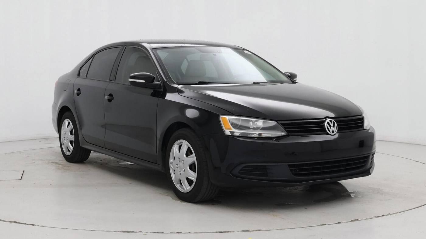 2014 Volkswagen Jetta 1.8T SE in Birmingham AL For Sale - Image 1