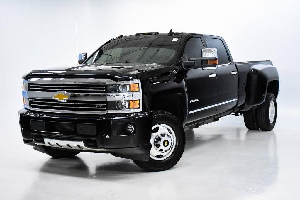 2015 Chevrolet Silverado 3500HD LTZ in Elmhurst IL For Sale - Image 1