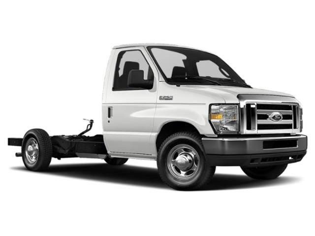 2015 Ford Econoline Commercial Cutaway E-350 in Bentonville AR For Sale - Image 1