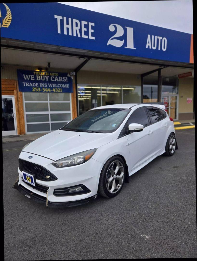 2015 Ford Focus ST in Spanaway WA For Sale - Image 1