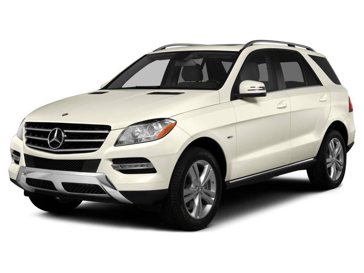 2015 Mercedes-Benz M-Class ML 350 in Fairfield CA For Sale - Image 1