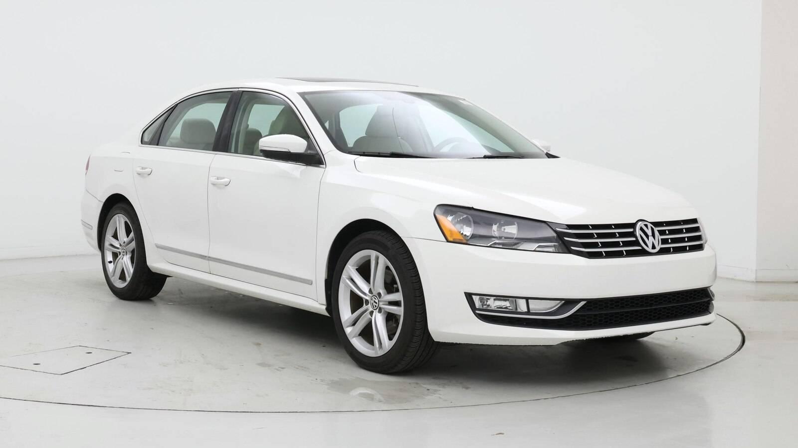 2015 Volkswagen Passat 1.8T SEL Premium in Birmingham AL For Sale - Image 1