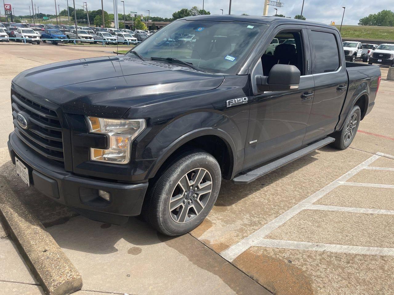 2016 Ford F-150 XLT in Grand Prairie TX For Sale - Image 1