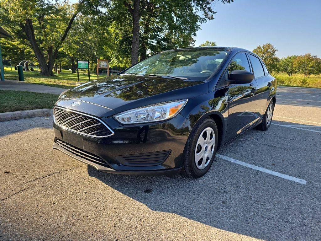 2016 Ford Focus S in Grandview MO For Sale - Image 1
