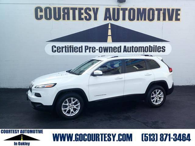 2016 Jeep Cherokee Latitude in Cincinnati OH For Sale - Image 1