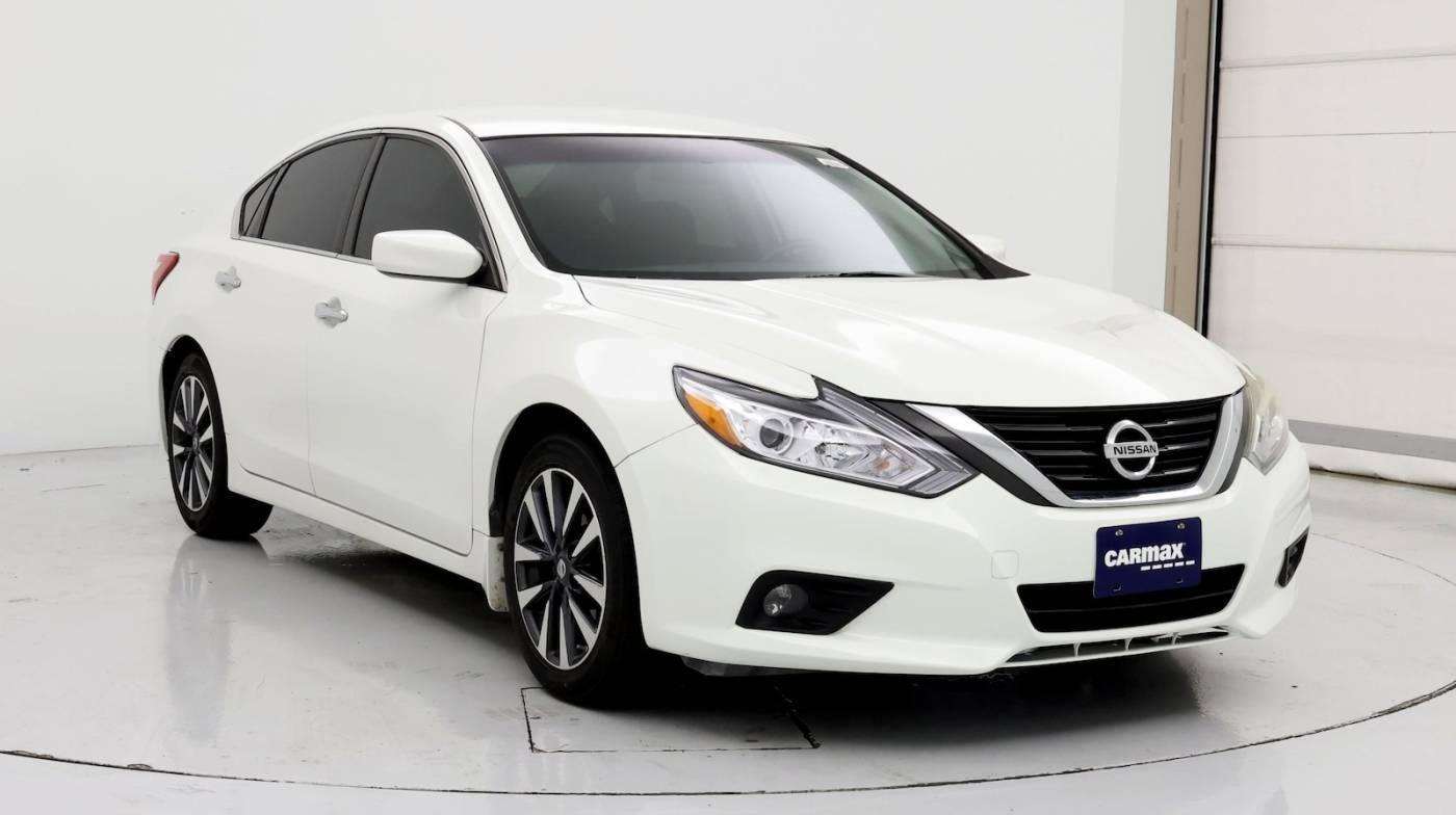 2016 Nissan Altima 2.5 SV in Inglewood CA For Sale - Image 1