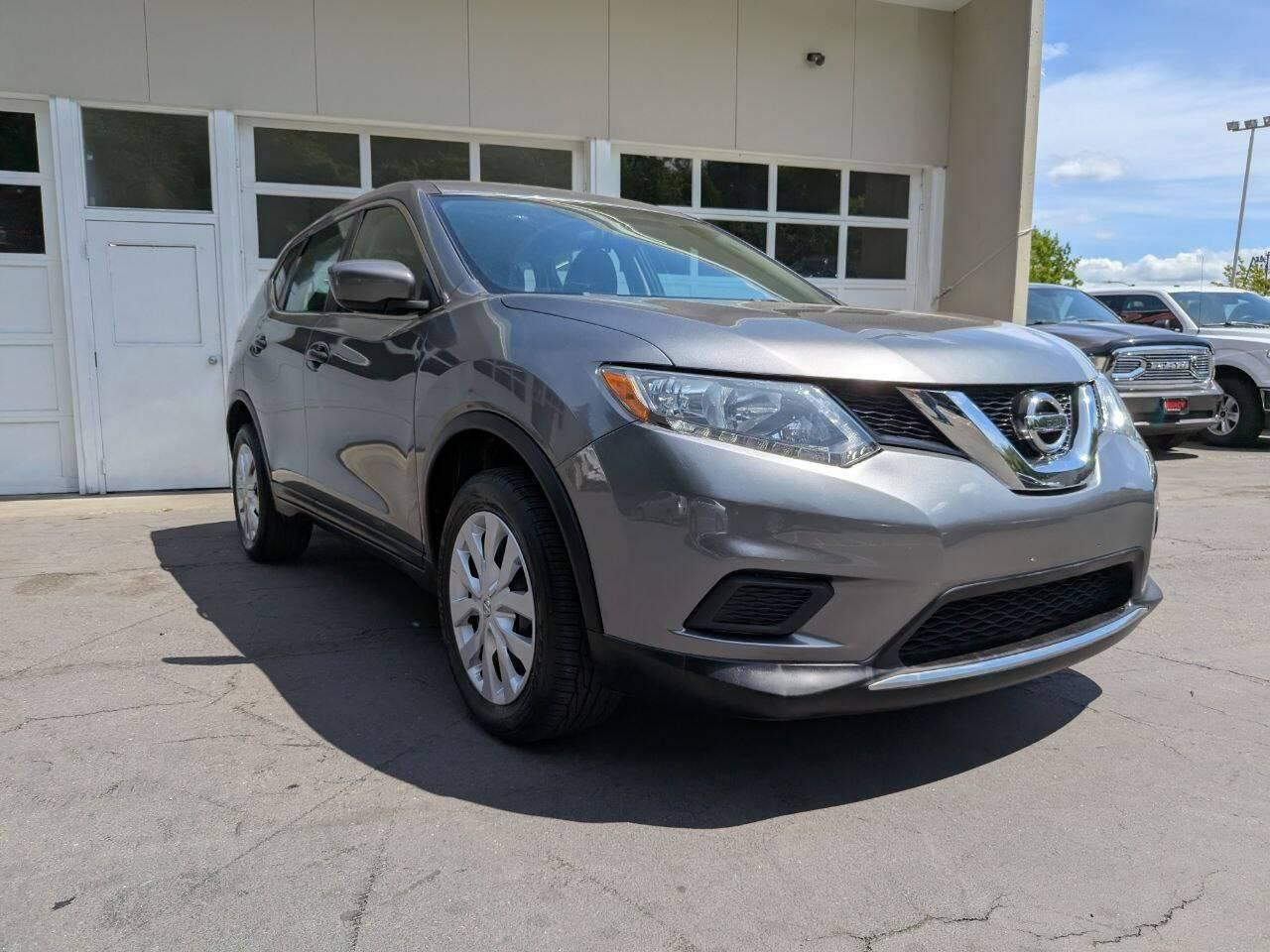 2016 Nissan Rogue S in Seattle WA For Sale - Image 1