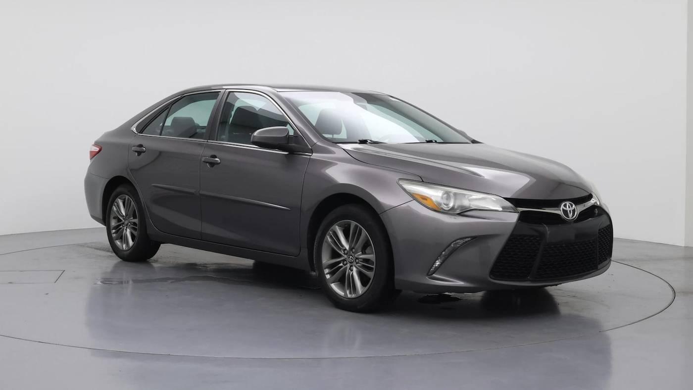 2016 Toyota Camry SE in Birmingham AL For Sale - Image 1