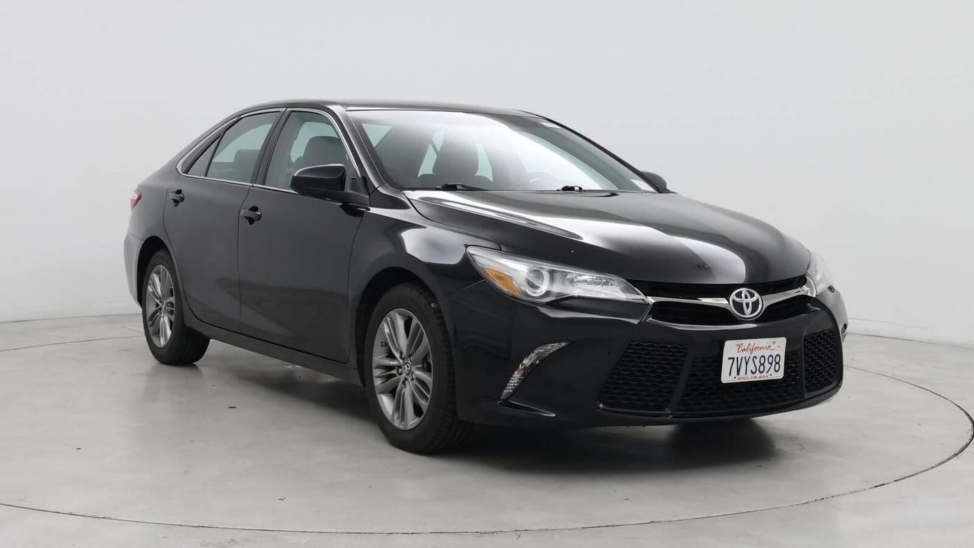 2016 Toyota Camry SE in Birmingham AL For Sale - Image 1
