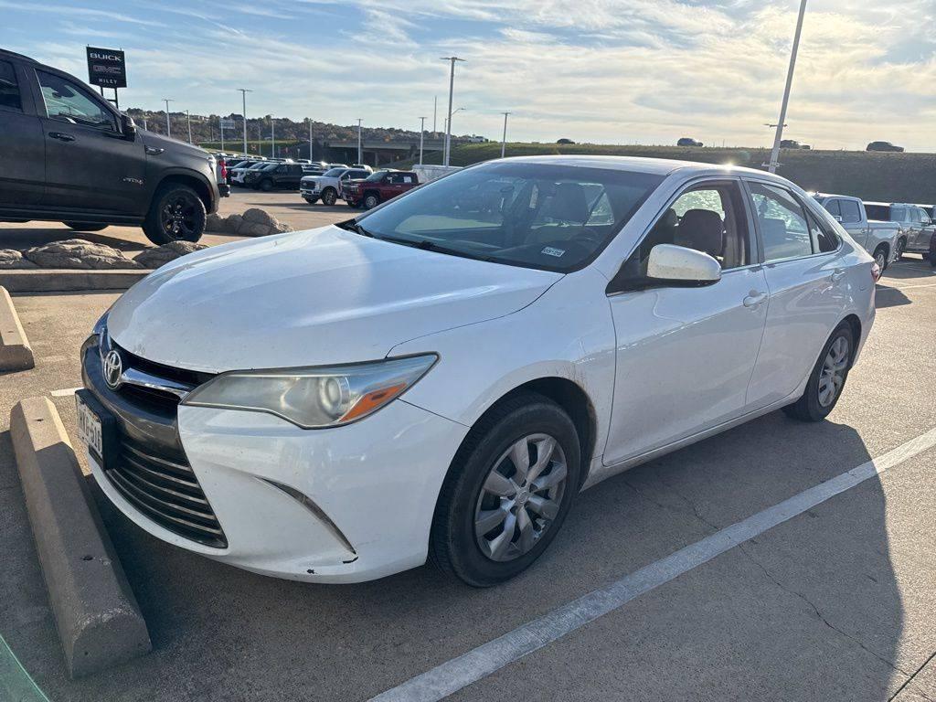 2016 Toyota Camry XLE in Fort Worth TX For Sale - Image 1