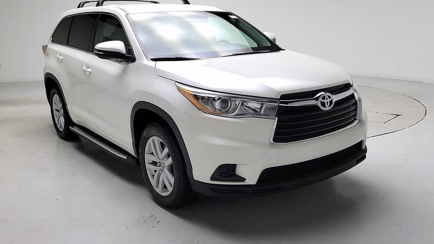 2016 Toyota Highlander LE V6 in Birmingham AL For Sale - Image 1