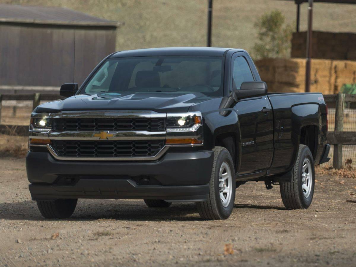 2017 Chevrolet Silverado 1500 LT in Saint James NY For Sale - Image 1