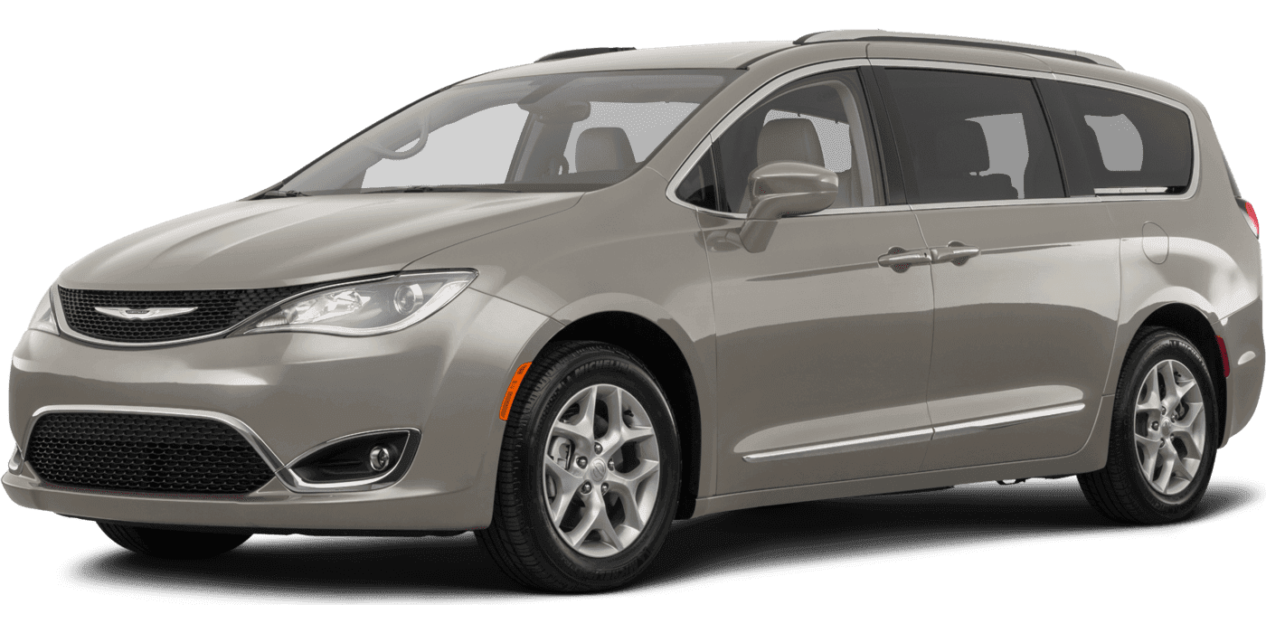 2017 Chrysler Pacifica Touring L Plus in Kirtland OH For Sale - Image 1