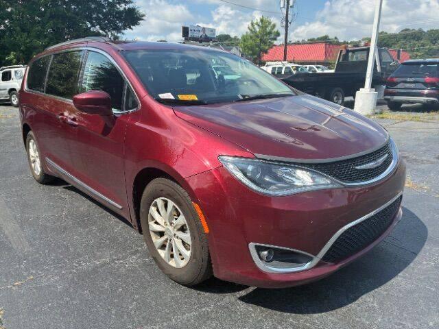 2017 Chrysler Pacifica Touring L in Charlotte NC For Sale - Image 1