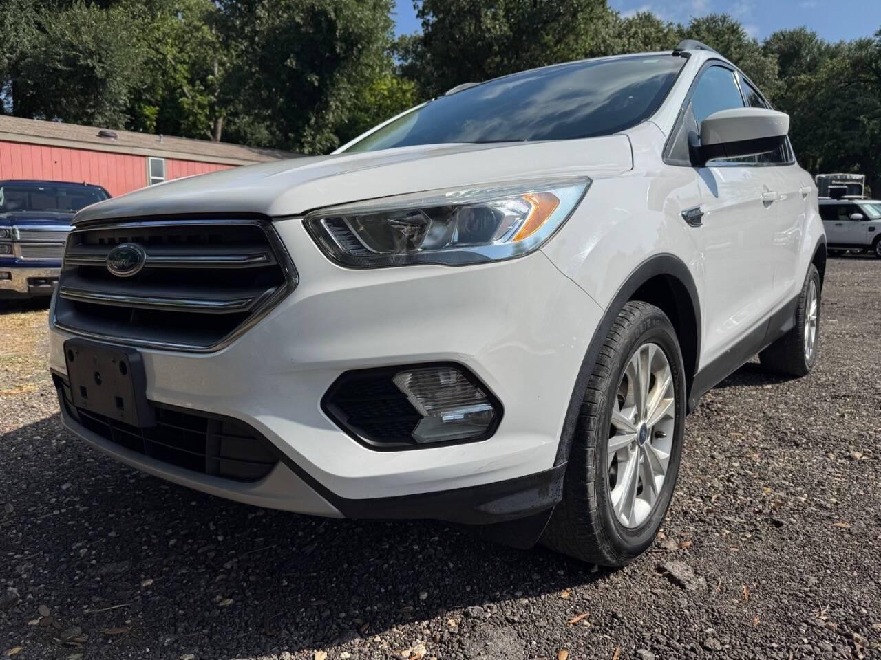 2017 Ford Escape SE in Austin TX For Sale - Image 1