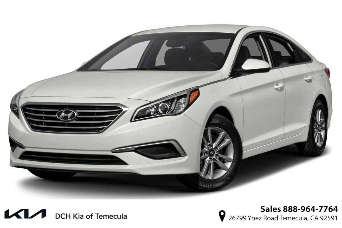 2017 Hyundai Sonata Base in Temecula CA For Sale - Image 1