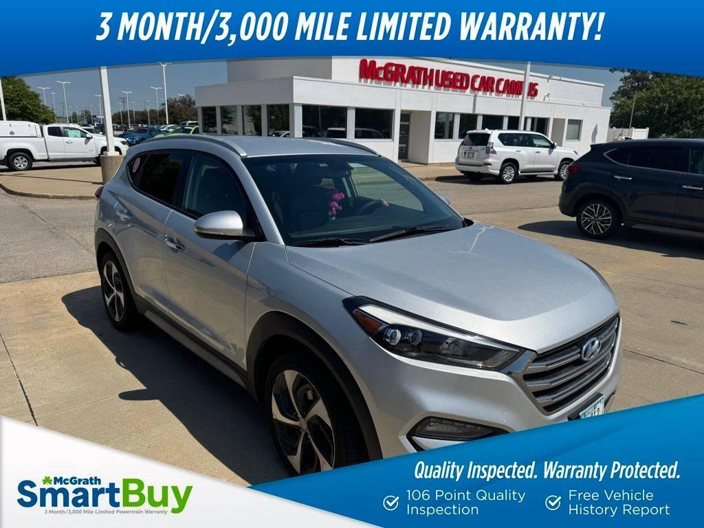 2017 Hyundai Tucson Limited in Hiawatha IA For Sale - Image 1