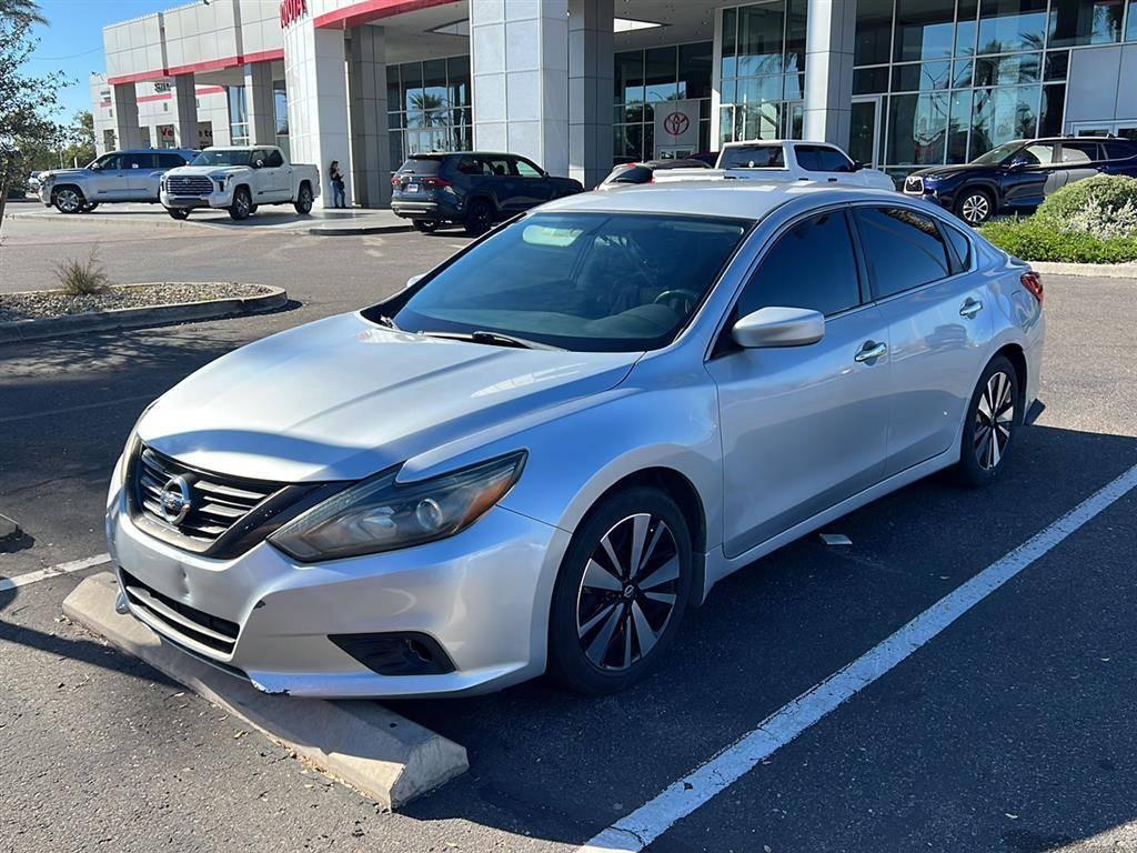 2017 Nissan Altima 2.5 SV in Mesa AZ For Sale - Image 1