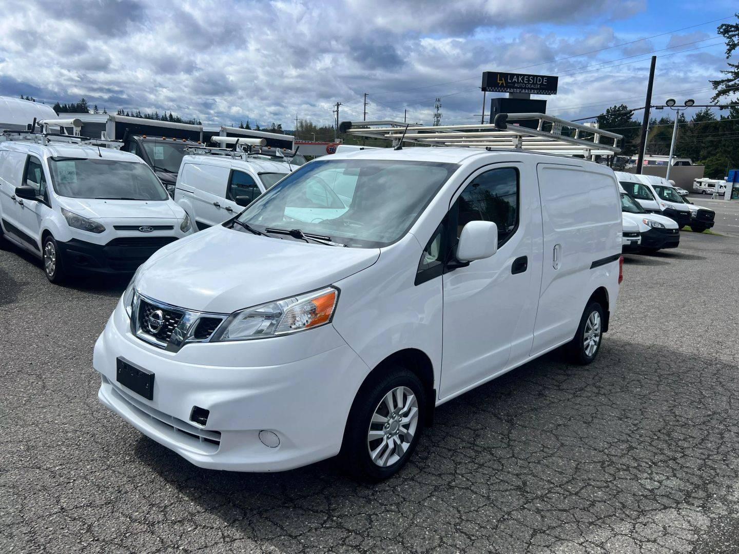 2017 Nissan NV200 Compact Cargo SV in Lynnwood WA For Sale - Image 1